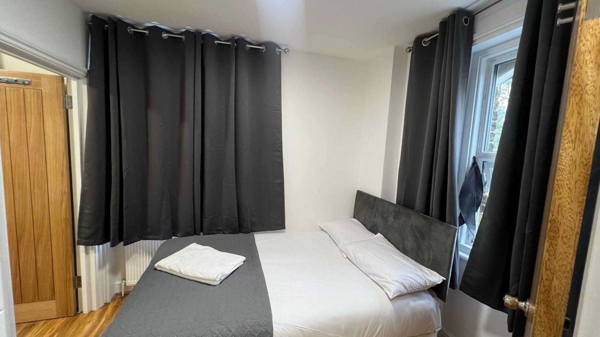 לונדון World Hotel מראה חיצוני תמונה