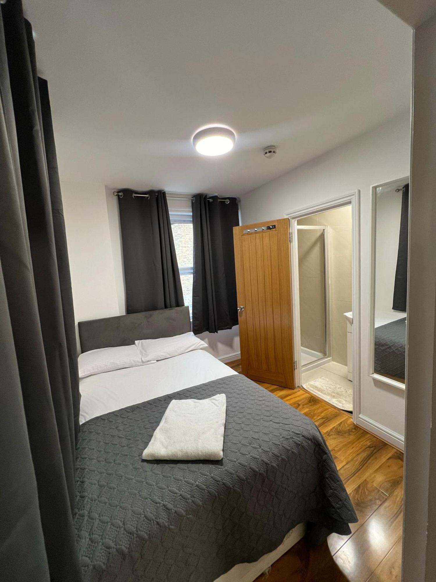 לונדון World Hotel מראה חיצוני תמונה